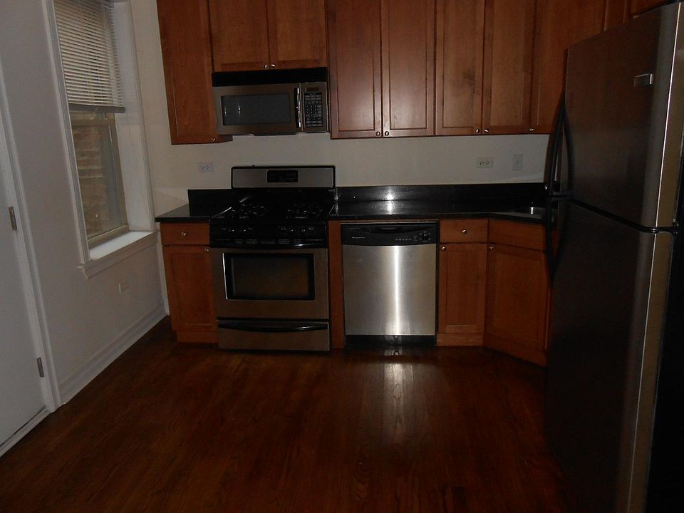 1st image of 3816 N Sheffield Ave #1E1