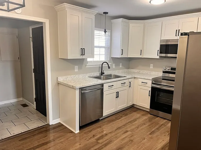 144 Driftwood Ln #144 — Photo 3