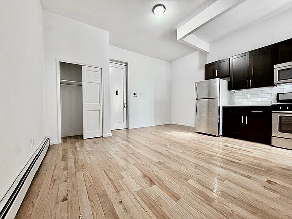3rd image of 766 Saint Nicholas Ave #1BB