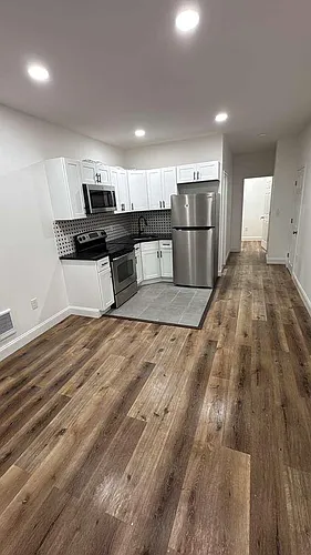 729 W Erie Ave #1 Photo 1 729 W Erie Ave #1 Photo 1