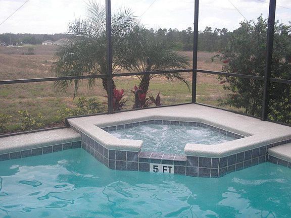 3rd image of 744 Orista Dr