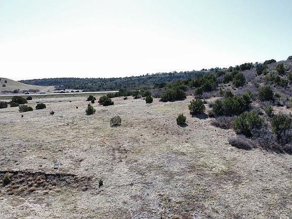 4th image of 656 La Jara Way