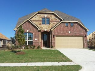 5003 Spruce St, Krum, TX 76249