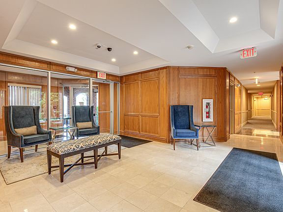 4th image of 1660 1st St APT 104