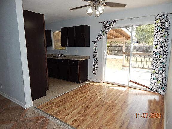 4th image of 4706 Castle Walk #1