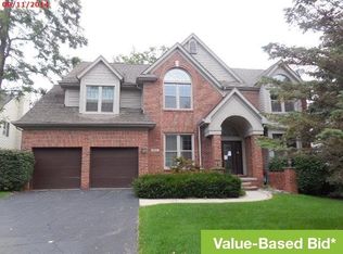 2710 Elizabeth Ln, West Bloomfield, MI