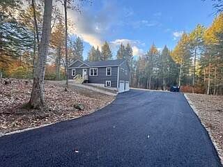 3rd image of 901 Lovell Road