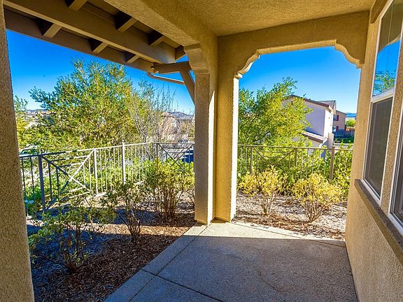 3rd image of 28558 Herrera St