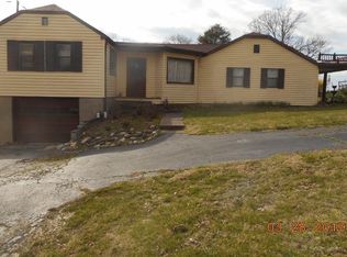 5783 Hubbards Hts, Huntington, WV 25704