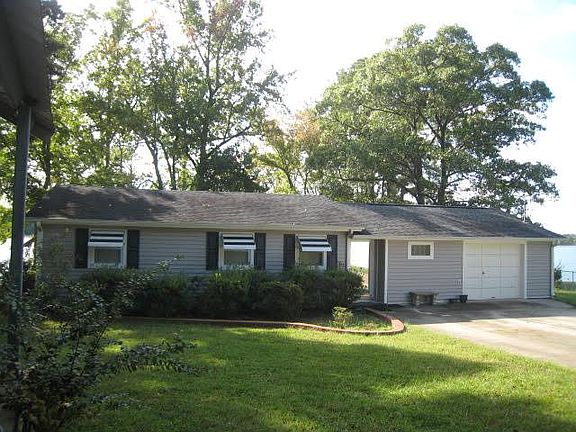 2nd image of 85 Pine Knob Ln