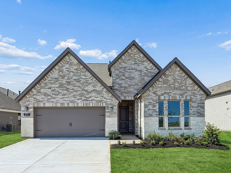 1st image of 1011 Goldenrod Dr