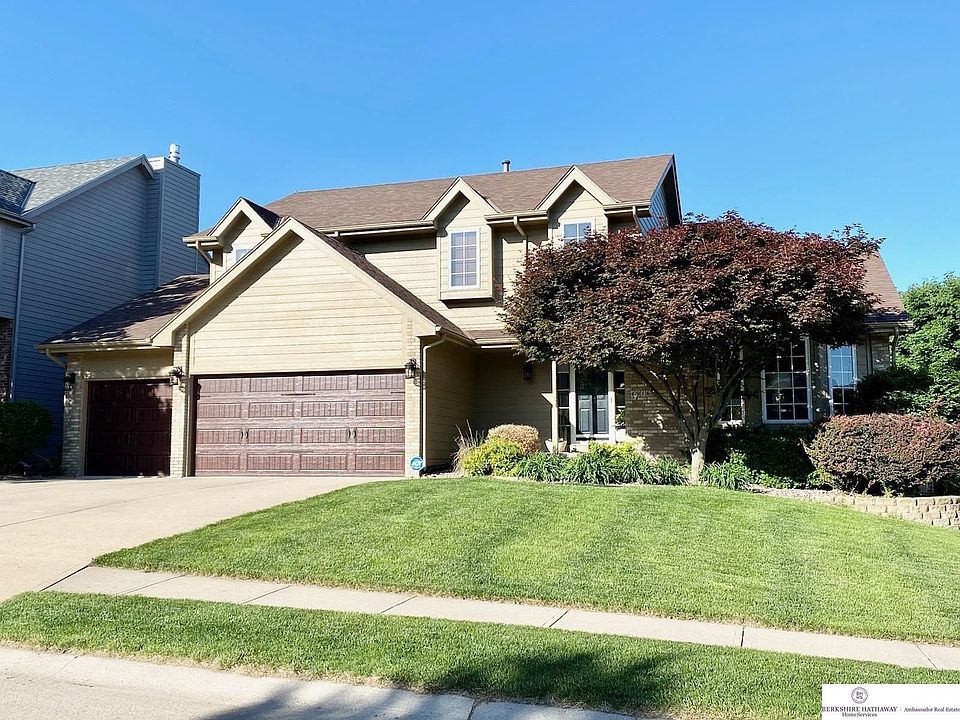 1st image of 4916 N 136th St