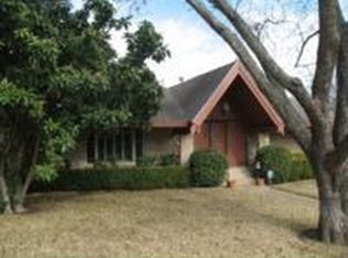 9655 Angleridge Rd, Dallas, TX 75238