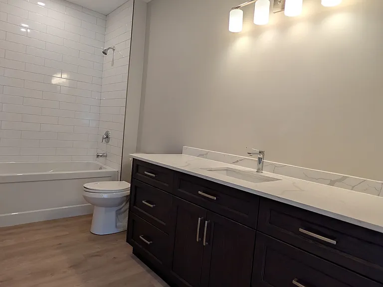 329 Arthur St — Photo 7