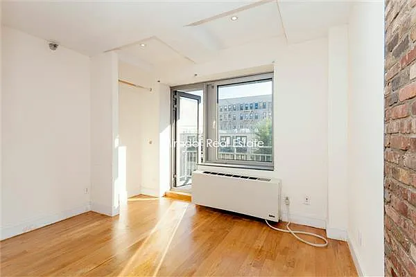 Rented by Mirador Real Estate | media 44