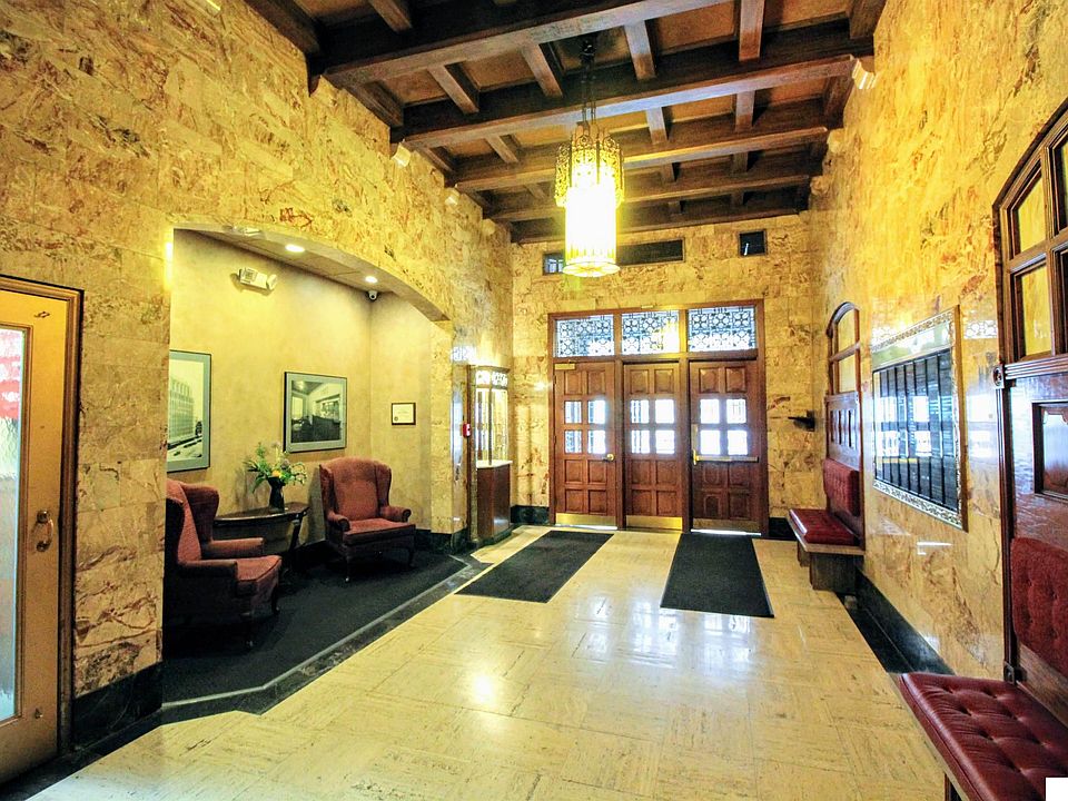 1st image of 128 N 13th St APT 809