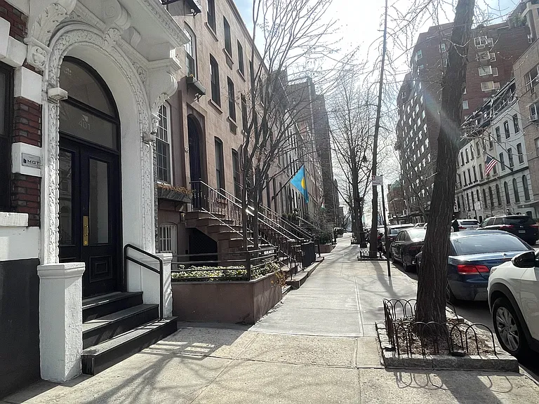 342 E 62nd St #24 — Photo 9