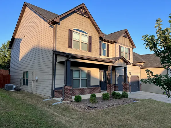 1710 Long Acre Dr, Loganville, GA 30052