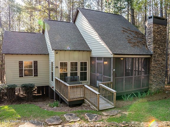 2nd image of 214 Camp Cir