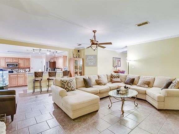 5th image of 1125 Parkview Trl