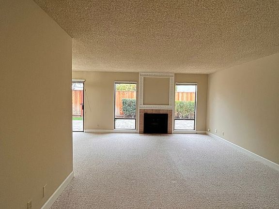 3rd image of 966 Florence Ln