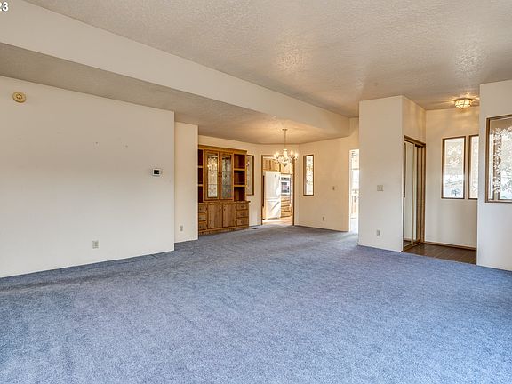 5th image of 17401 SE 39th St Unit 154