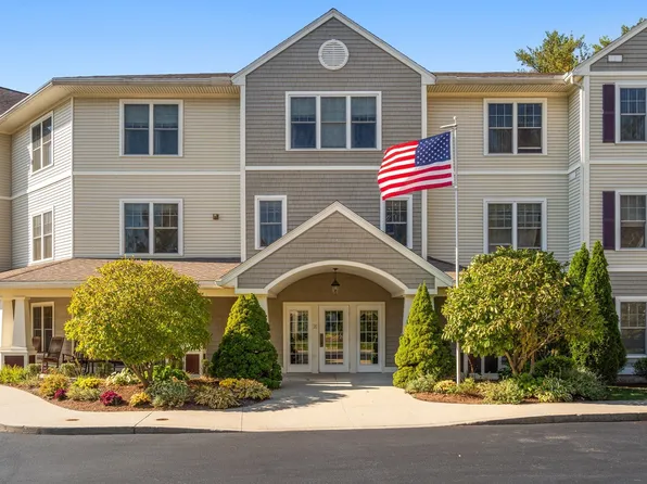 7 Crescent Way Unit 312, Sturbridge, MA 01518