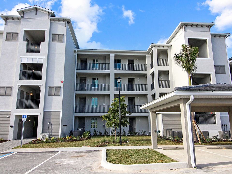 1st image of 12180 Wellen Golf St #106