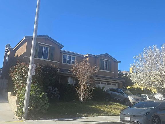 3rd image of 5836 Paddington Dr