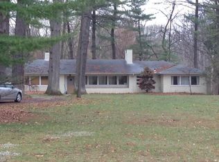 21438 Hiawatha Trl, Southfield, MI 48075