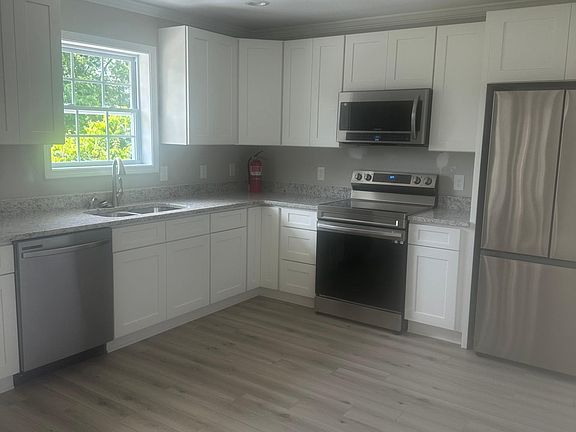 4th image of 7224 Deane Hill Dr