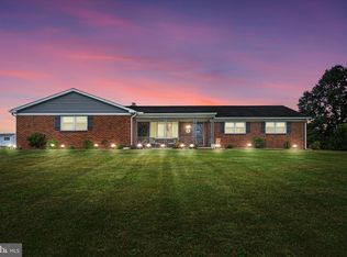 106 Forest Hills Rd, Red Lion, PA 17356