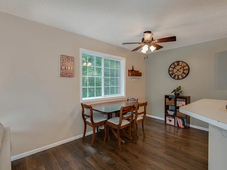 362 Gironde Ct — Photo 3