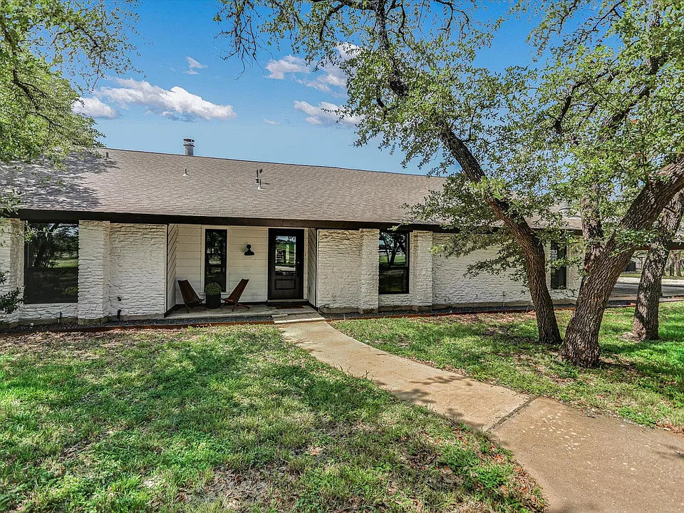 4717 Sam Bass Rd