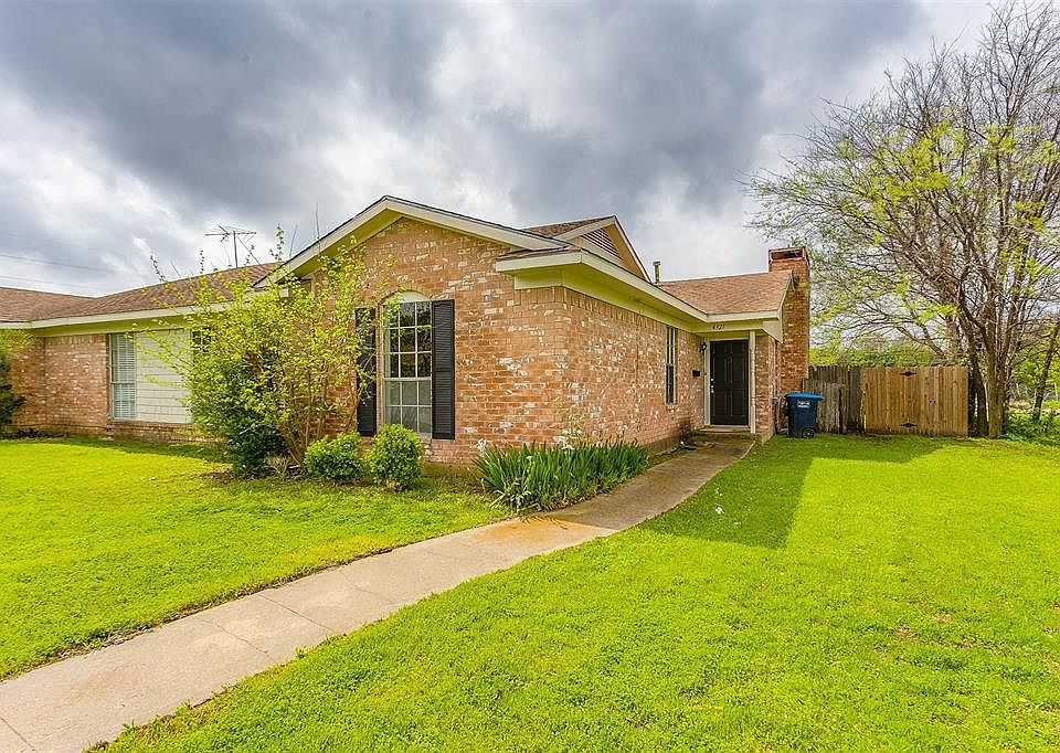 1st image of 4321 Segura Ct N