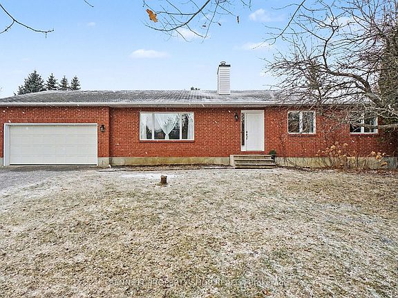 2nd image of 1262 Rousseau Cres