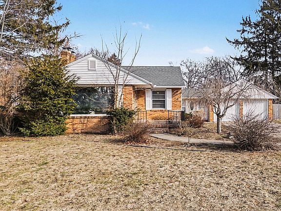 4th image of 1295 Pontiac Rd