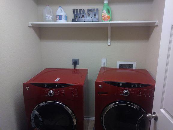 2nd image of 534 Diana Dr