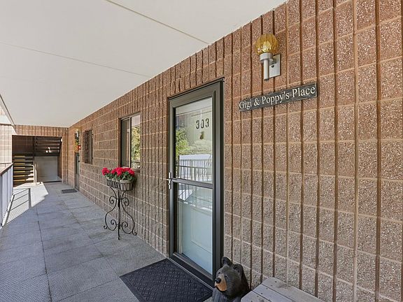 2nd image of 136 E Rockwood Blvd
