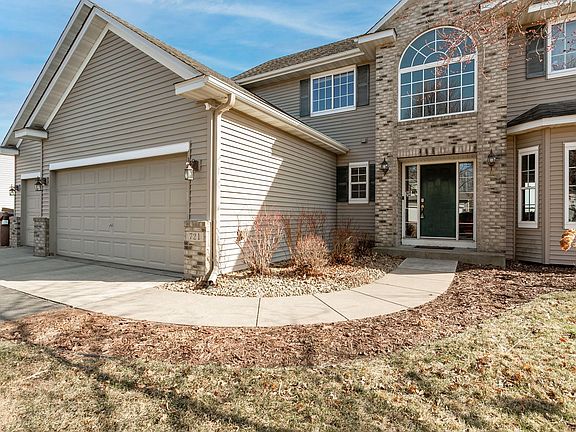 2nd image of 721 Williams Dr