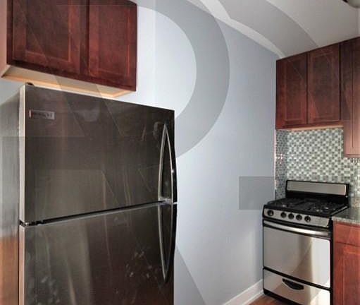 4th image of 550 W Arlington Pl #550508