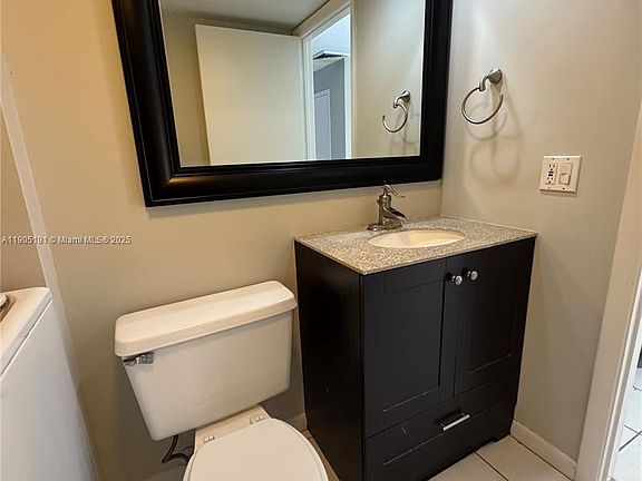 4th image of 9143D SW 23rd St #9143