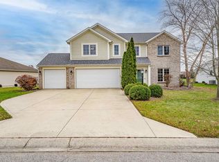 2115 Winding Creek Ln, Fort Wayne, IN 46804