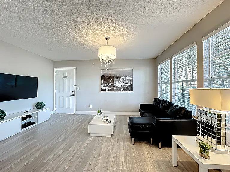 11540 Westwood Blvd #218 — Photo 2