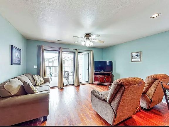 2nd image of 2700 Green Mountain Drive #14-2 BLDG 14