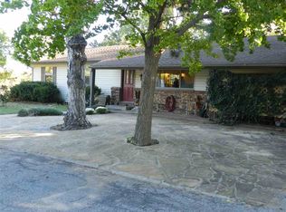 1213 W Phillips Ave, Enid, OK 73703