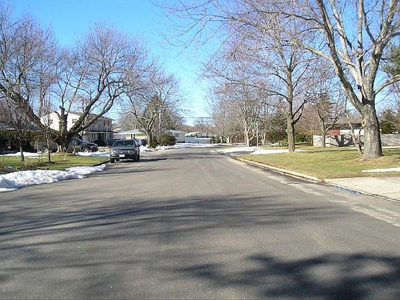 4th image of 28 Bayberry Dr