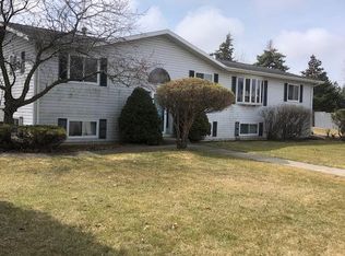 511 18th Ave, Union Grove, WI 53182