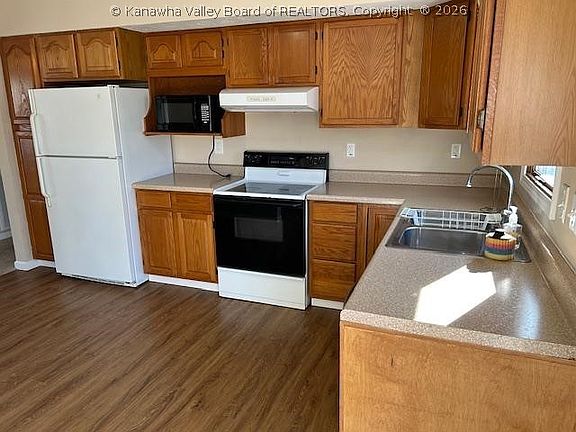 5th image of 1172 Shady Ln