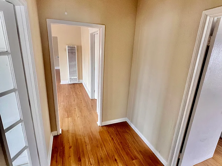 6601 Miramonte Blvd — Photo 12
